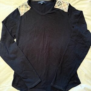 Women’s Burberry long sleeve shirt